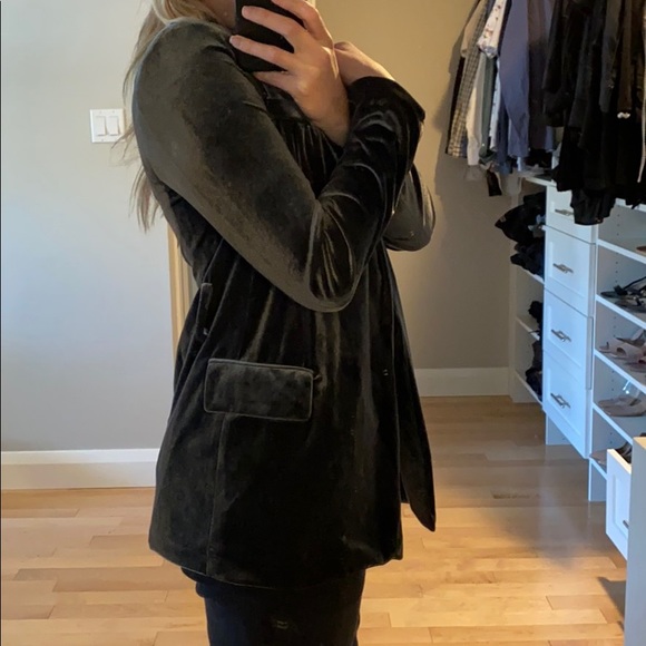 Velvet Blazer - Picture 2 of 2